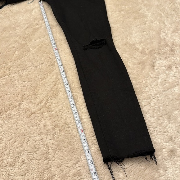 MADEWELL 11” High-Rise Skinny Jean size 26 in jet black Raw hem. - Picture 7 of 14